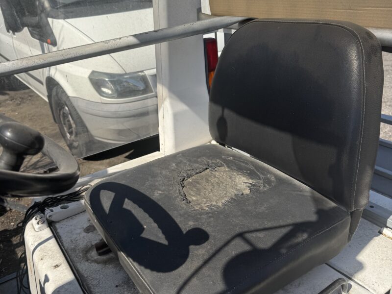 Nissan Κλαρκ 1996 έτος κατασκευής 2,5ατονο